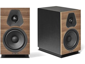 Sonus Faber Lumina II plaukta skaļrunis riekstkoka apdarē, priekšpuse ar melnu tweeter un lielu skaļruni