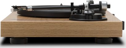 Platine vinyle Roberts RT100 en bois clair avec bras de lecture noir et plateau en aluminium, vue de face