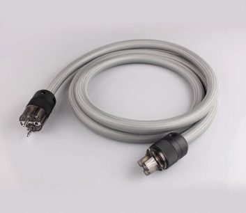 Síťový napájecí kabel STPC-TS 1,5 m, pohled shora, svinutý, s černými konektory na koncích