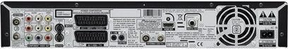 Bagside af en Pioneer DVR-560HX Blu-ray-optager med mange forskellige audio/video-tilslutninger og USB-porte