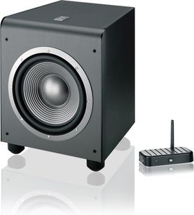 JBL ES250PW sort baskabinetfront, set lidt fra siden, med trådløs fjernbetjening foran
