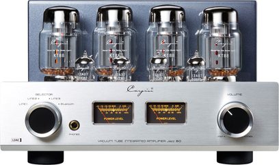 Cayin Jazz 80 Stereo-Röhrenverstärker in silbernem, gebürstetem Aluminium, Frontansicht, mit vier KT88-Glasröhren oben, zwei orange hinterleuchteten VU-Metern in der Mitte, Wahlschalter und Kopfhöreranschluss links, großem Lautstärkeregler rechts