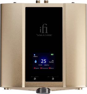 Zlatý audio převodník iFi Audio iDSD Valkyrie s centrálním displejem zobrazujícím digitální informace a otočným tlačítkem dole