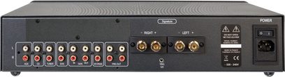Atoll Elektronique IN100 Signature sudraba hi-fi stereo pastiprinātājs, priekšējais panelis ar ligzdām un regulēšanas pogām, skats no priekšpuses