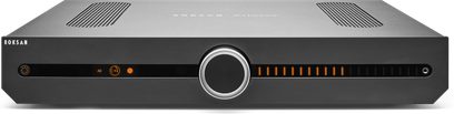 Integreret Roksan Attessa sort hi-fi stereoforstærker, front med kontroller, orange display, ventileret kabinet