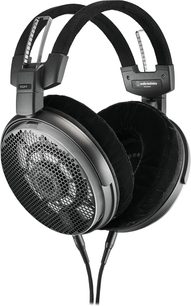 Cuffie hi-fi cablate aperte Audio-Technica ATH-ADX7000 nero/grigio, griglie metalliche a nido d’ape, cuscinetti in tessuto, vista 3/4