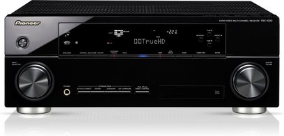 Pioneer VSX-1020 sort hjemmebiografsforstærker, sort front, blå display, sølvfarvede knapper og drejeknapper, 2 hovedtelefonstik
