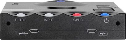 Портативен аудио конвертор Chord Electronics Hugo 2 черен, преден изглед, с аудио конектори и бутони за управление