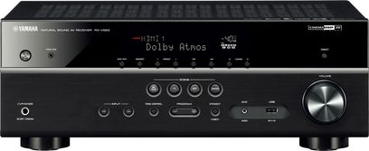 Yamaha RX-V583 sort hjemmebiografsforstærker, set forfra, LED-display, kontrolknapper og -hjul, USB-port på forsiden