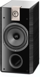 Regálová reprosoustava Focal Chorus 807 V ebony, pohled zepředu, černá ozvučnice, viditelný středobasový reproduktor a výškový reproduktor