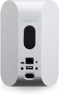Diffusore wireless connesso BlueSound PULSE FLEX 2i bianco, vista frontale, forma ovale verticale, griglia nera, schermo e pulsanti