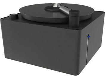 Okki Nokki One nero, lettore CD, vista dall'alto, coperchio chiuso, forma rettangolare arrotondata, plastica nera opaca