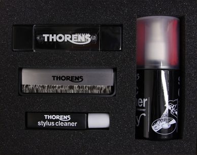 Sada na čištění Thorens s kovovým kartáčem, lahvičkou na čištění jehly, sprejem s průhledným uzávěrem a černou krabičkou