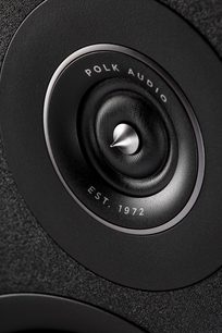 Reproduktor Polk Audio R100 černý, detailní pohled zepředu na výškový reproduktor a nápis "EST. 1972"