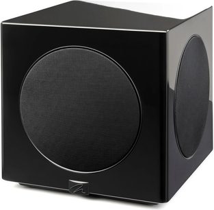 MartinLogan Abyss 8 subwoofer i sort højglans, kubisk design, sort cirkulært gitter på front og side, 3/4 visning