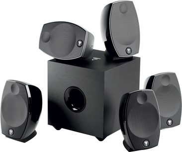 Focal Sib Evo 5.1 sort kompakt højttalerpakke, 5 satellitter og 1 kubisk subwoofer, set forfra