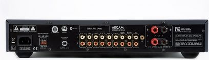 Arcam FMJ A19 stereo hi-fi forstærker, bagside, audio- og strømtilslutninger, afbryder, spændingsvælger
