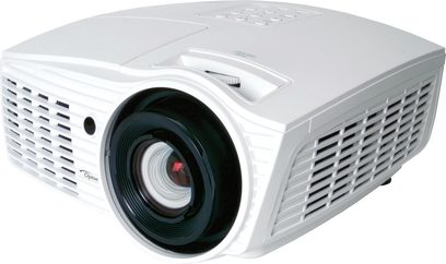 Optoma HD50 hvid videoprojektor, trekvartfrontvisning, linse forskudt til venstre, ventilationsriste på højre side