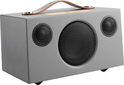 Enceinte Audio Pro ADDON C3 gris, vue de face, forme rectangulaire arrondie, 3 haut-parleurs circulaires noirs, poignée en cuir marron