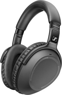 Bezdrátová circum-aurální sluchátka Sennheiser PXC 550-II v černé barvě, s hlavovým mostem a náušníky z umělé kůže, pohled z pravého profilu
