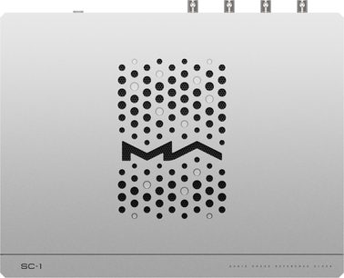 Аудіо референтний годинник Matrix Audio SC-1, сріблястий алюміній, центральна перфорована решітка з логотипом Matrix