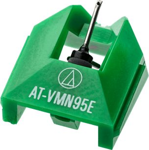 AT-VMN95E, zöld szögletes test, fém finom leolvasófej, fekete hengeres tartó, enyhén alulról fentről nézve