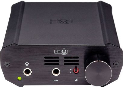 Fostex HP-V1 hovedtelefonforstærker, rektangulært sort kabinet, kontroller og tilslutninger på forsiden, minimalistisk stil