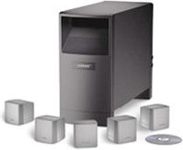 Bose Acoustimass 6 pilkos anglies spalvos garsiakalbių rinkinys, sudarytas iš kubinio žemų dažnių garsiakalbio ir 5 kubinių satelitinių garsiakalbių