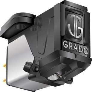 Grado Black 3 pladespiller-pickup, set forfra i nærbillede, mat sort kabinet, arm og nål i sølvfarvet metal
