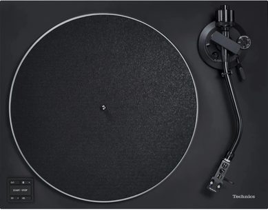 Must Technics SL-40CBT vinüülplaadimängija, pealtvaade ümmarguse taldriku ja S-kujulise toonarmiga
