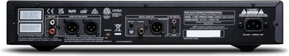 Odtwarzacz CD hi-fi NAD C 589 czarny, widok z tyłu z wyjściami audio RCA, XLR, optycznym i koncentrycznym