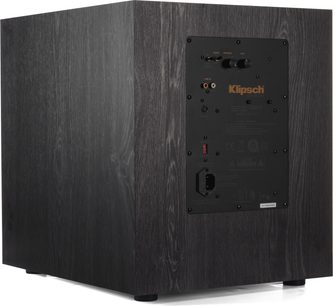 Subwoofer SPL-120, vista posteriore angolata, pannello di connessione nero con scritte dorate, cabinet con finitura in legno scuro
