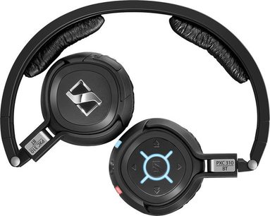 Sennheiser PXC-310 BT sort hovedtelefon, polstret hovedbøjle, runde ørepuder med blå berøringsknapper, set forfra