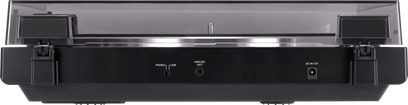 Sort Audio Technica AT-LP60XBT pladespiller set bagfra med røgfarvet støvlåg, phono/line-vælger og lydindgange