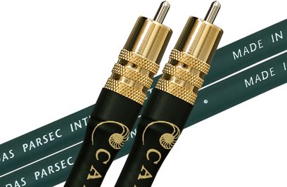 Cablu audio analogic RCA Cardas Parsec negru cu conectori RCA dubli placați cu aur, vedere de aproape