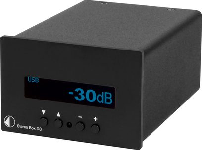 Pro-Ject Stereo Box DS sort hi-fi-stereforstærker, frontvisning, blå LED-display "-30dB", mat sort front og kabinet