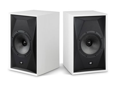 Coppia di diffusori da libreria Mofi Electronics SourcePoint 8 bianchi con frontale nero e ampio altoparlante frontale