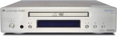 Cambridge Audio Sonata DV30 sølvfarvet 4K Blu-ray-afspiller, frontpanel med blå skærm, DVD-bakke, kontrolknapper