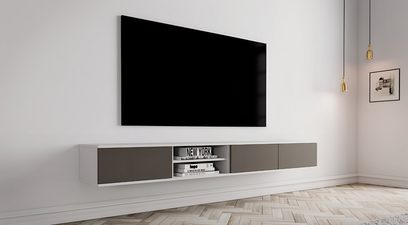 Nástěnný audio-video nábytek Unnu Classic Series Model 1540, bílé dřevo, čelní panely z šedé tkaniny, středová nika se 2 policemi