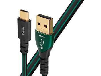 USB-Kabel Audioquest Forest in Grün und Gold, schwarze USB-A- und USB-C-Stecker, grüne geflochtene Ummantelung, Länge 0,75 Meter