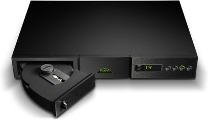 Naim Audio CD5 XS CD-afspiller, frontvisning, mat sort kabinet, blank sort front, grøn display, CD-bakke til venstre