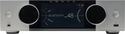 Onkyo Y-40 Stereo-Hi-Fi-Verstärker in Silber, Frontansicht, großes zentrales Bluetooth-Display, große schwarze Regler, Kopfhörer- und USB-Anschlüsse