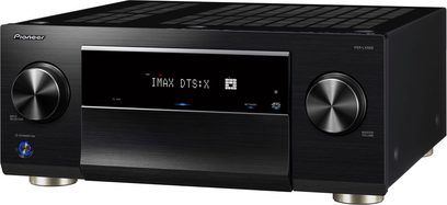 Pioneer VSX-LX505 sort hjemmebiografsforstærker, set forfra, blå skærm "IMAX DTS:X", knapper og stik på forsiden