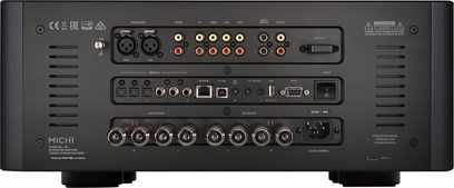 Integreret stereo hi-fi forstærker Michi X5 Series 2, bagside, lydforbindelser og strømforsyning, sort rektangulært kabinet