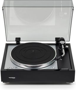 Hi-fi pladespiller Thorens TD 1601 med TP 160 sort, set forfra, gennemsigtigt låg løftet, sort cirkulær pladetallerken, sølvfarvet tonearm