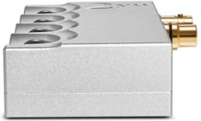 Chord Electronics 2Yu sølv hi-fi elektronikudvidelseskort, set oppefra, sølvfarvet finish, aflang rektangulær form