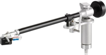 ClearAudio Concept Active lys træplade med aluminiumstonarm og pickup, set fra siden på hvid baggrund