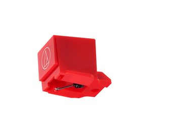 Diamantová přenoska Audio Technica ATN91R červená pro vinylový gramofon, plastové tělo s bílým logem, pohled ze tří čtvrtin