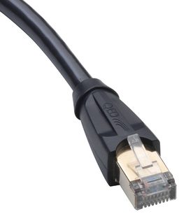 Câble réseau Ethernet RJ45 QED Performance graphite, connecteur noir, gaine noire, vue de profil