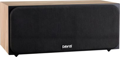 Hlavní reproduktor Davis Acoustics Ariane C v světlém dubu, dřevěné tělo, černá látková mřížka, pohled ze tří čtvrtin